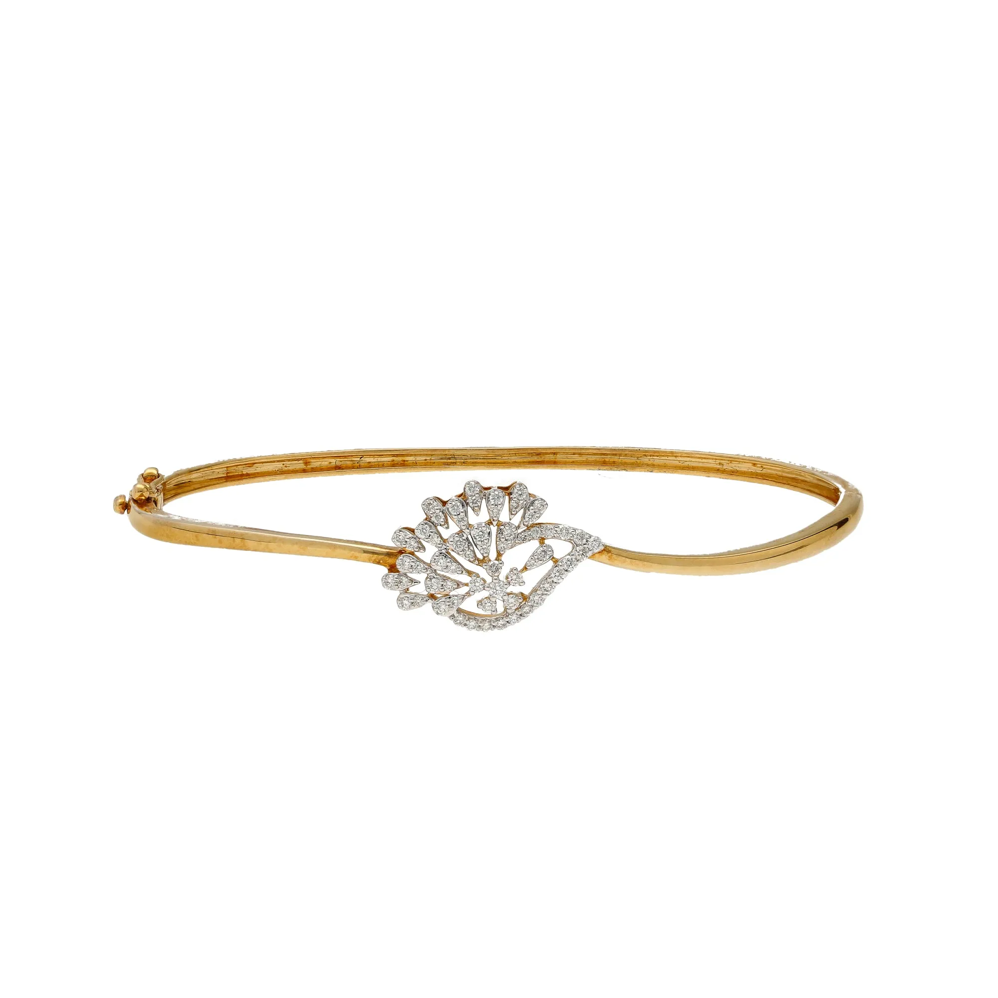 18K Yellow Gold & 0.29 Carat Diamond Bangle (6.6gm)