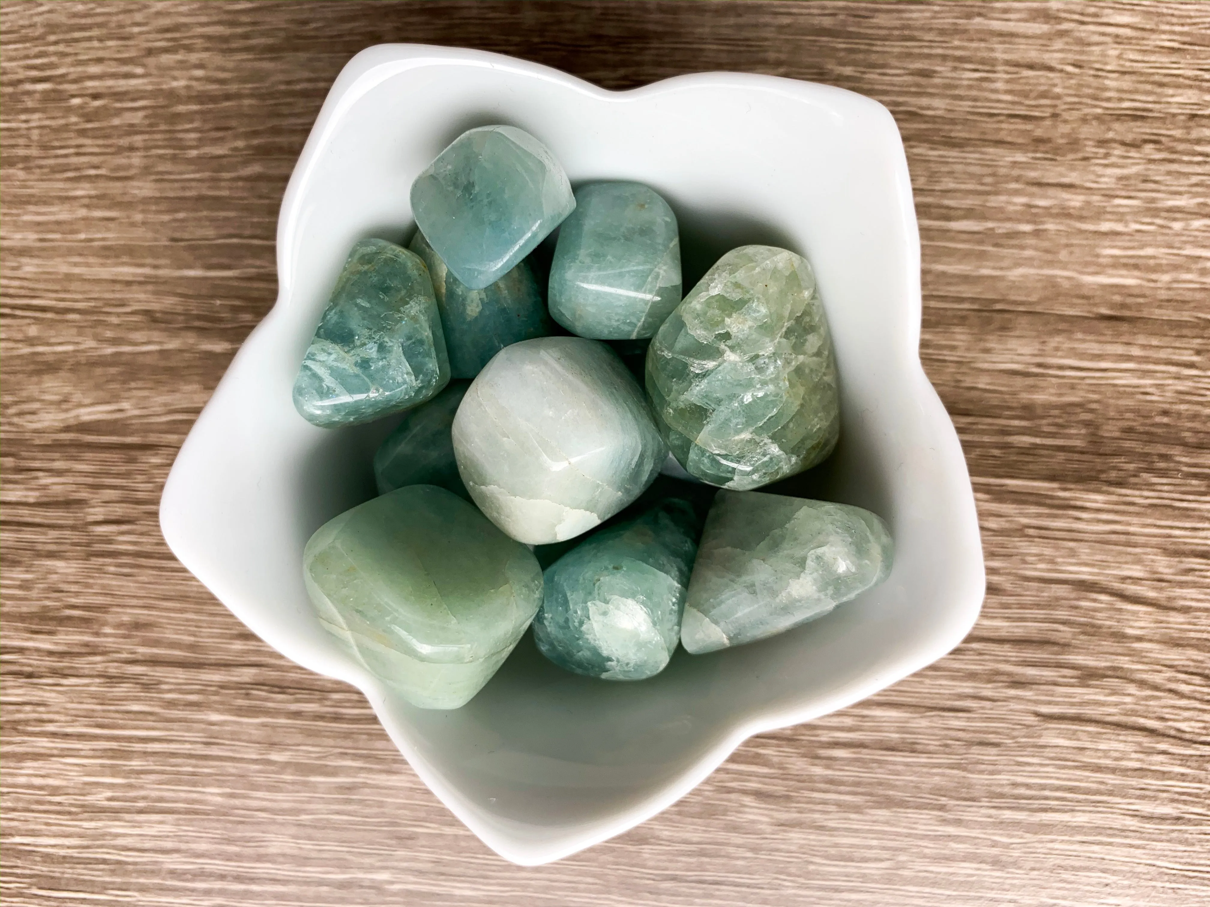 Aquamarine (Beryl) Tumbled Stone