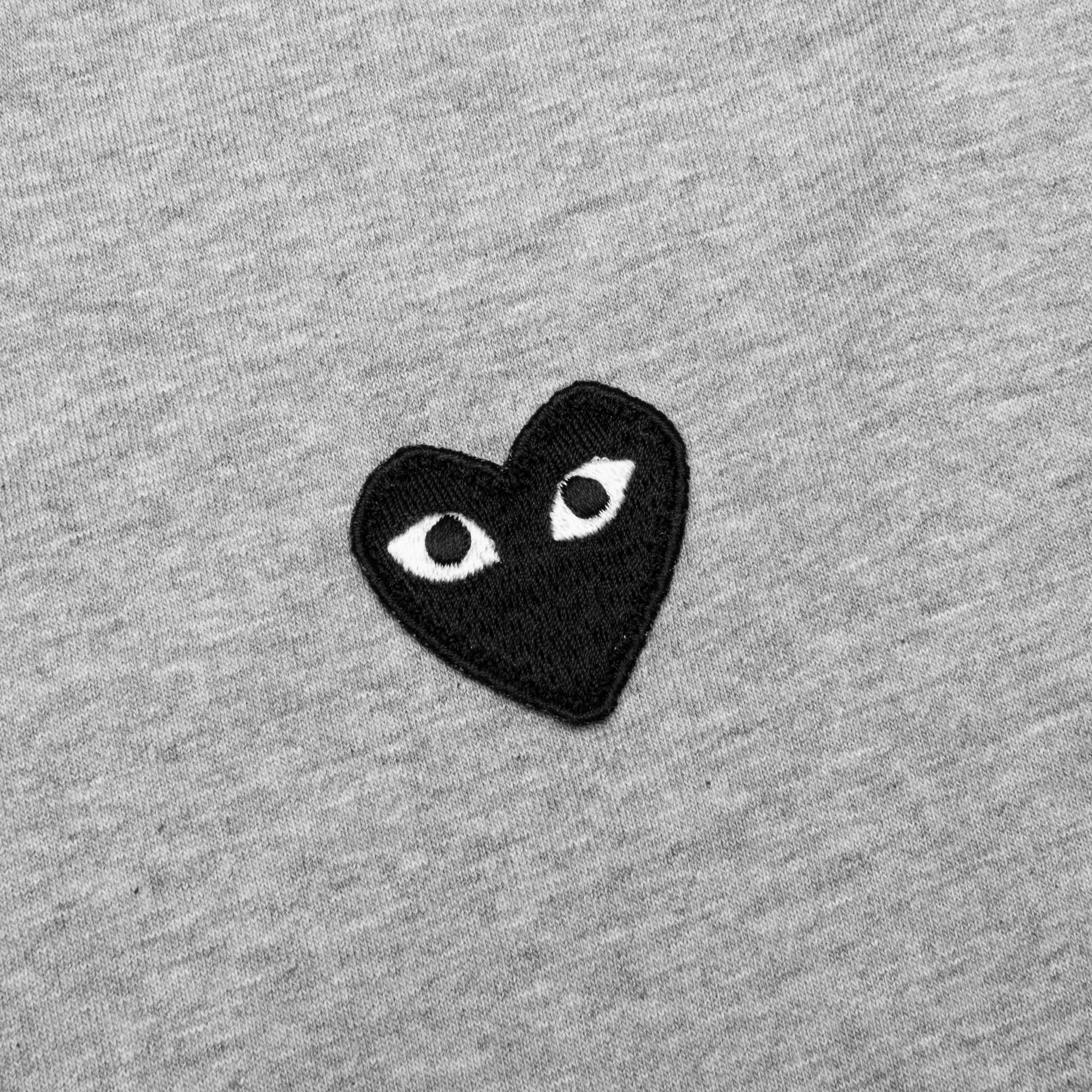 Black Heart Emblem L/S Tee - Grey