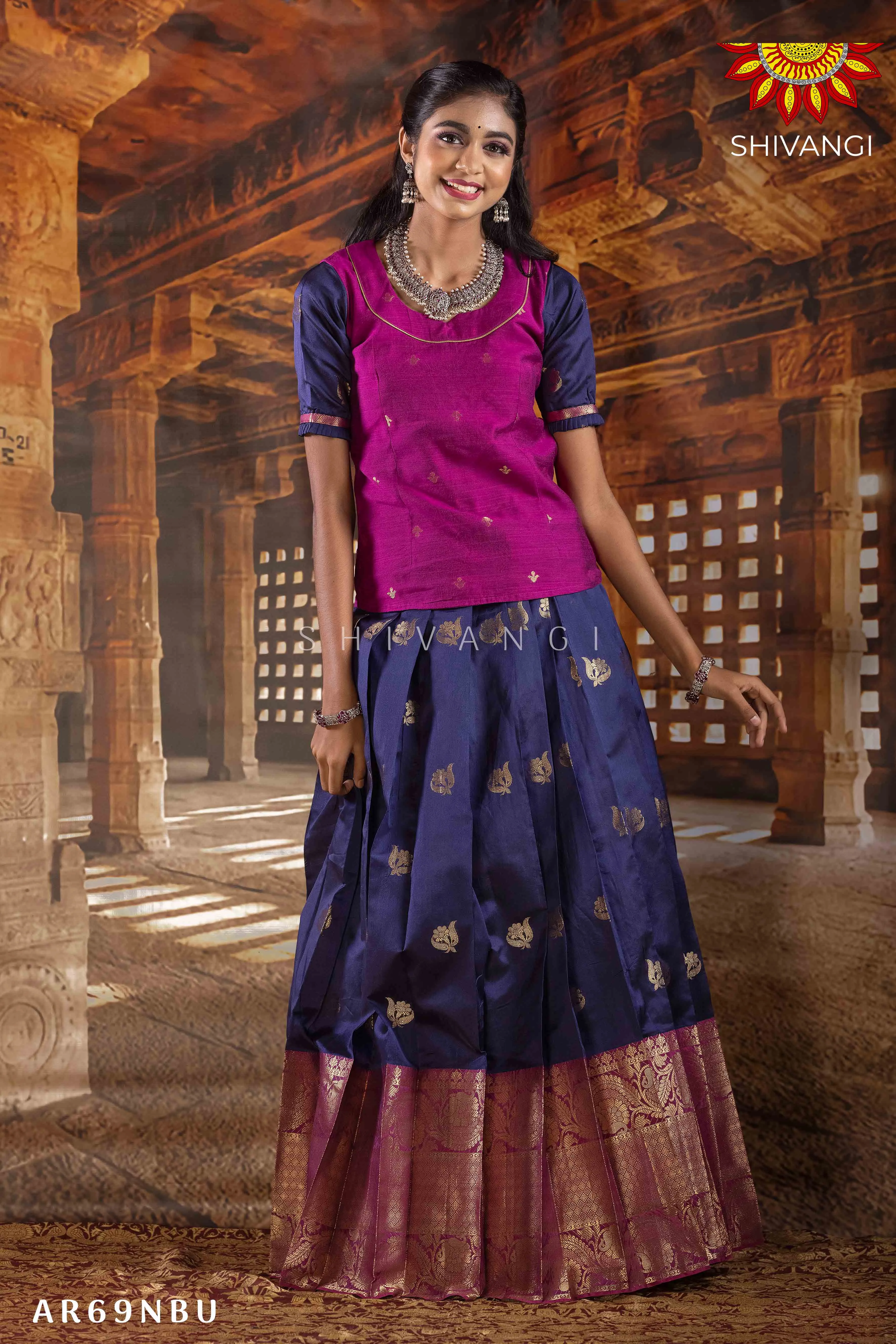 Girls Navy Blue Rock Trumpet Pattu Pavadai | Langa