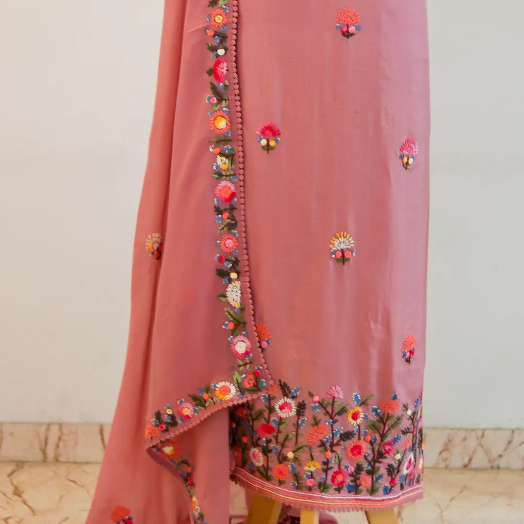 Onion Pink Elegance suit