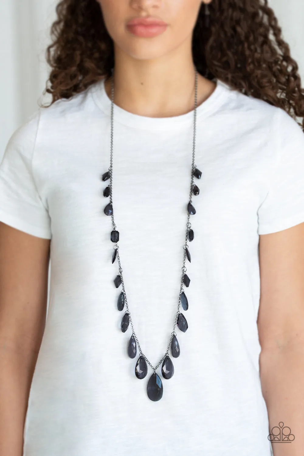 Paparazzi GLOW And Steady Wins The Race Black Necklace Set