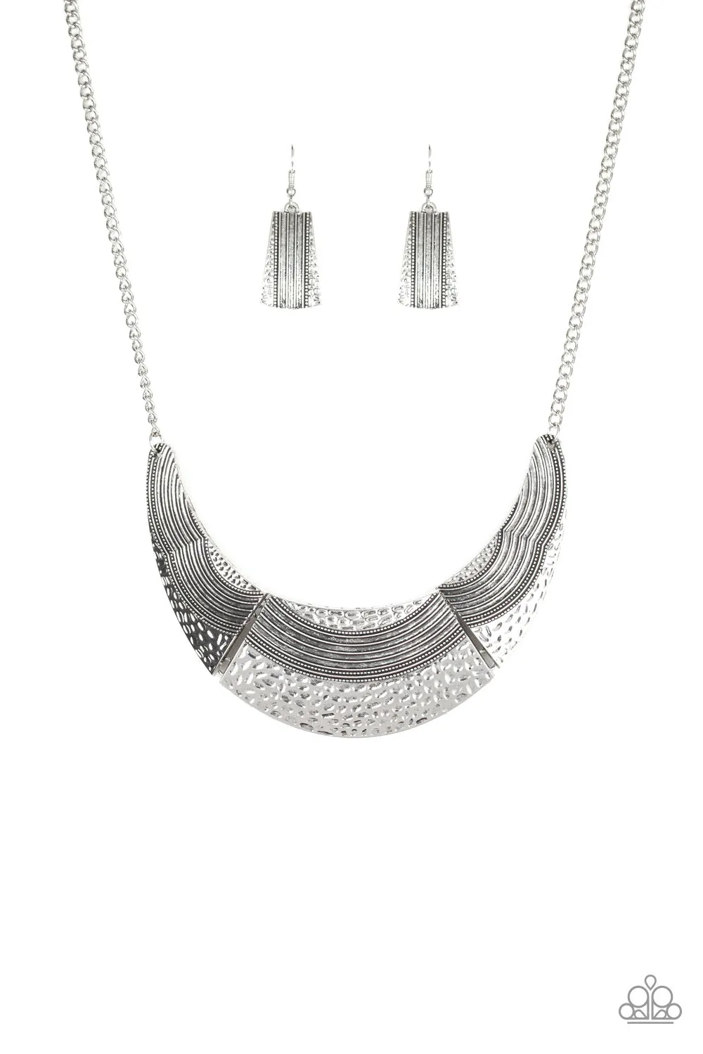 Paparazzi Utterly Untamable Silver Necklace Set