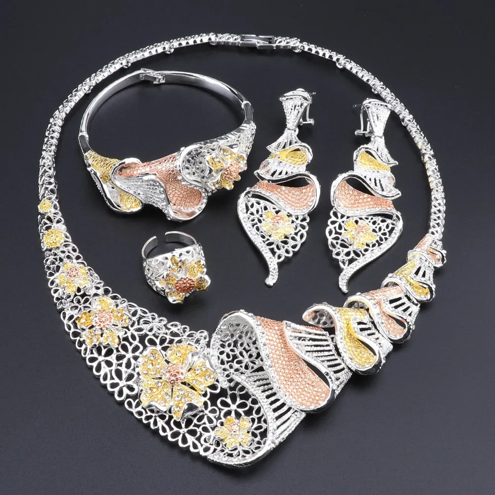 Retro Flower Crystal Necklace, Bracelet, Earrings & Ring Wedding Statement Jewelry Set