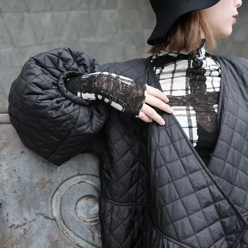 Sayaka Quilted Lantern Sleeve Coat